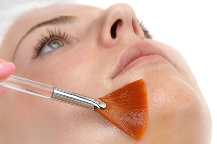 Chemical face peel application